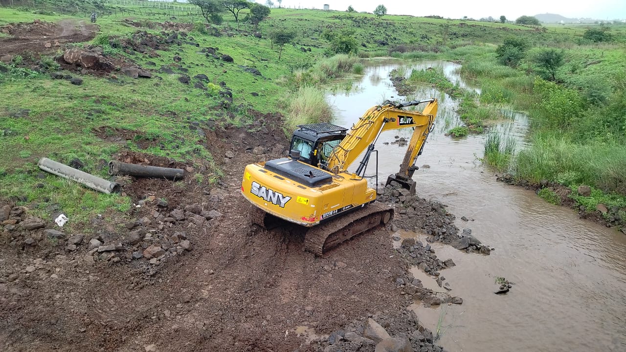 Construction equipment